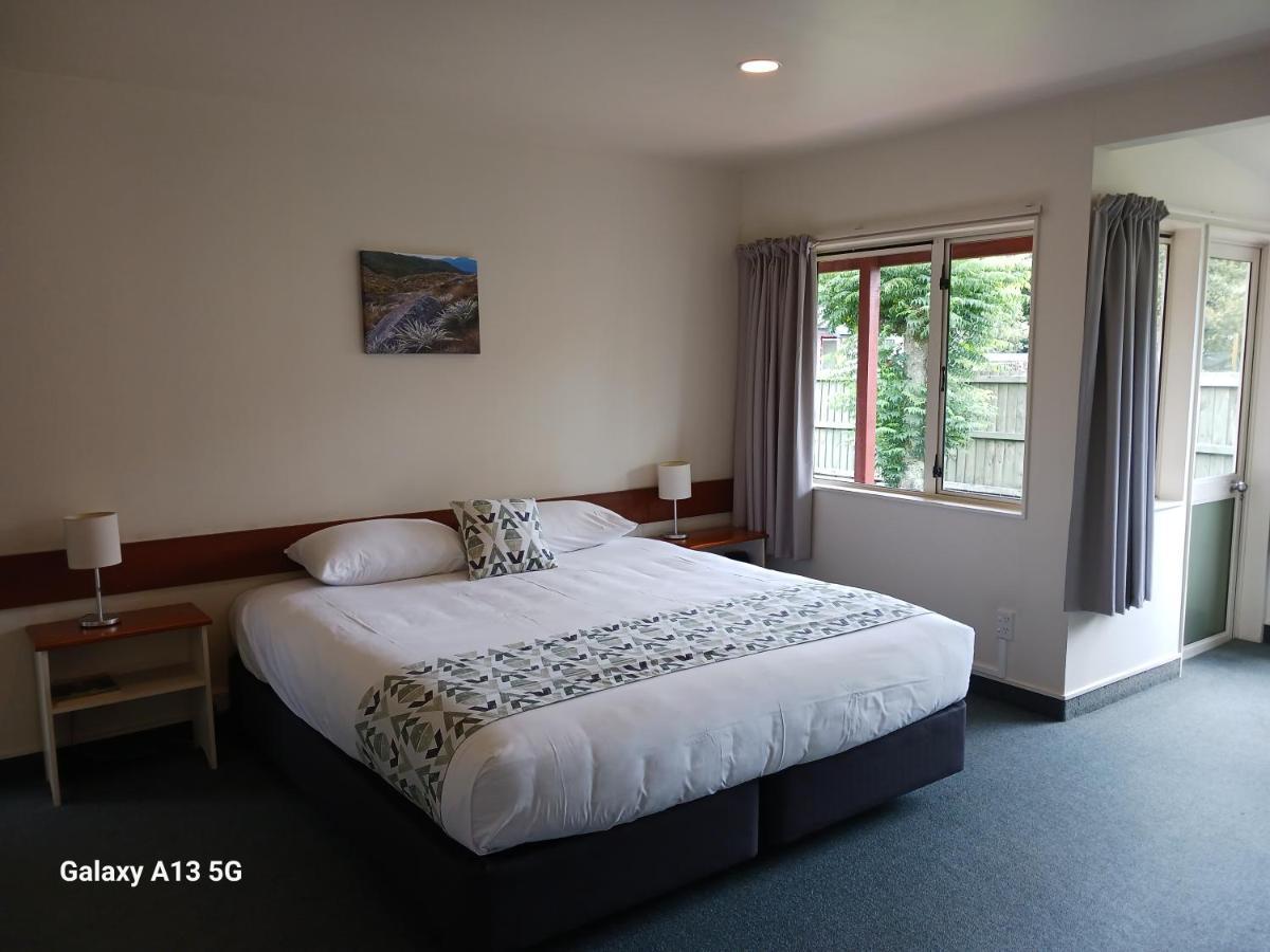 Anatoki Lodge Motel Takaka Kültér fotó