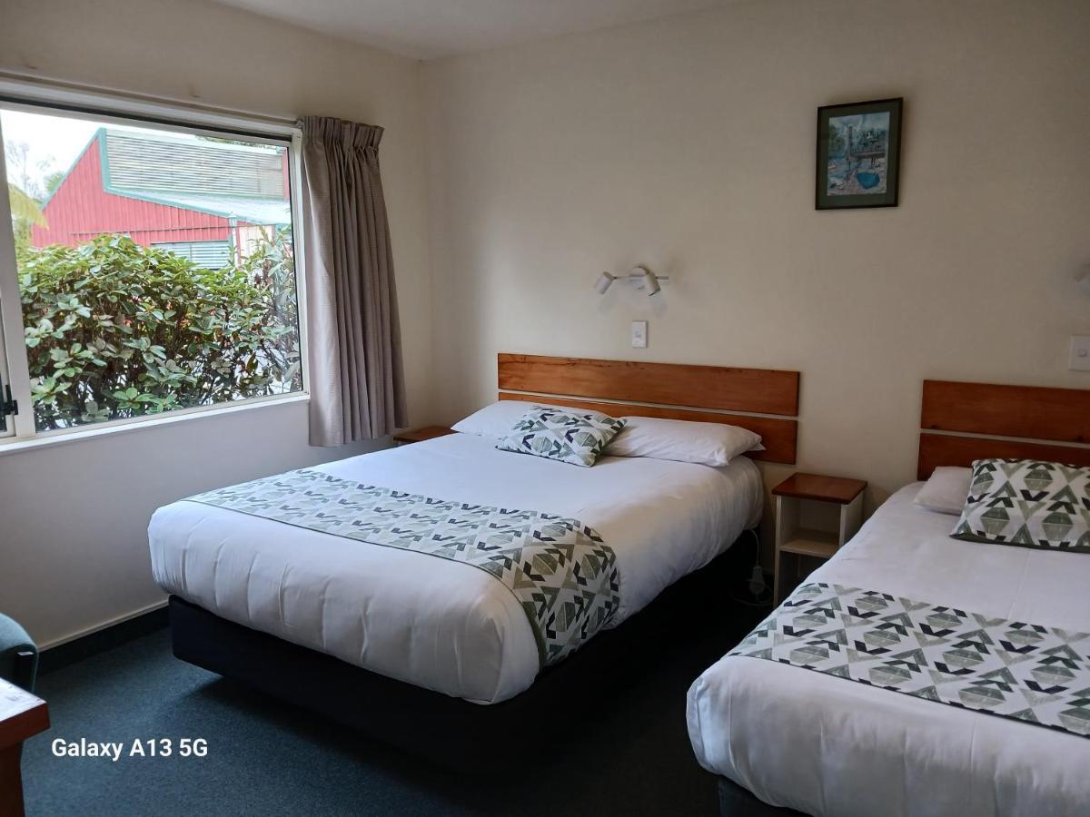 Anatoki Lodge Motel Takaka Kültér fotó